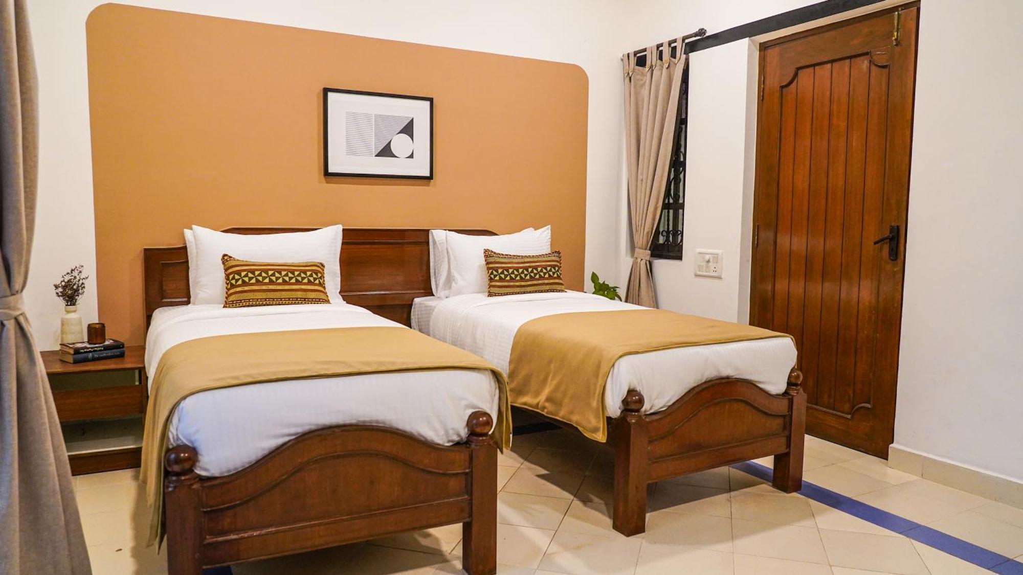 Olive Hotel Alidia Beach Resort By Embassy Group Baga Eksteriør bilde